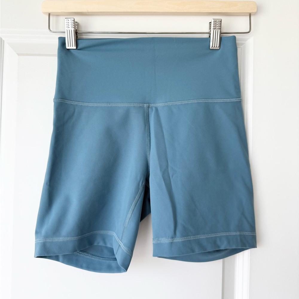 Lululemon Wunder train high rise short 6” size 6